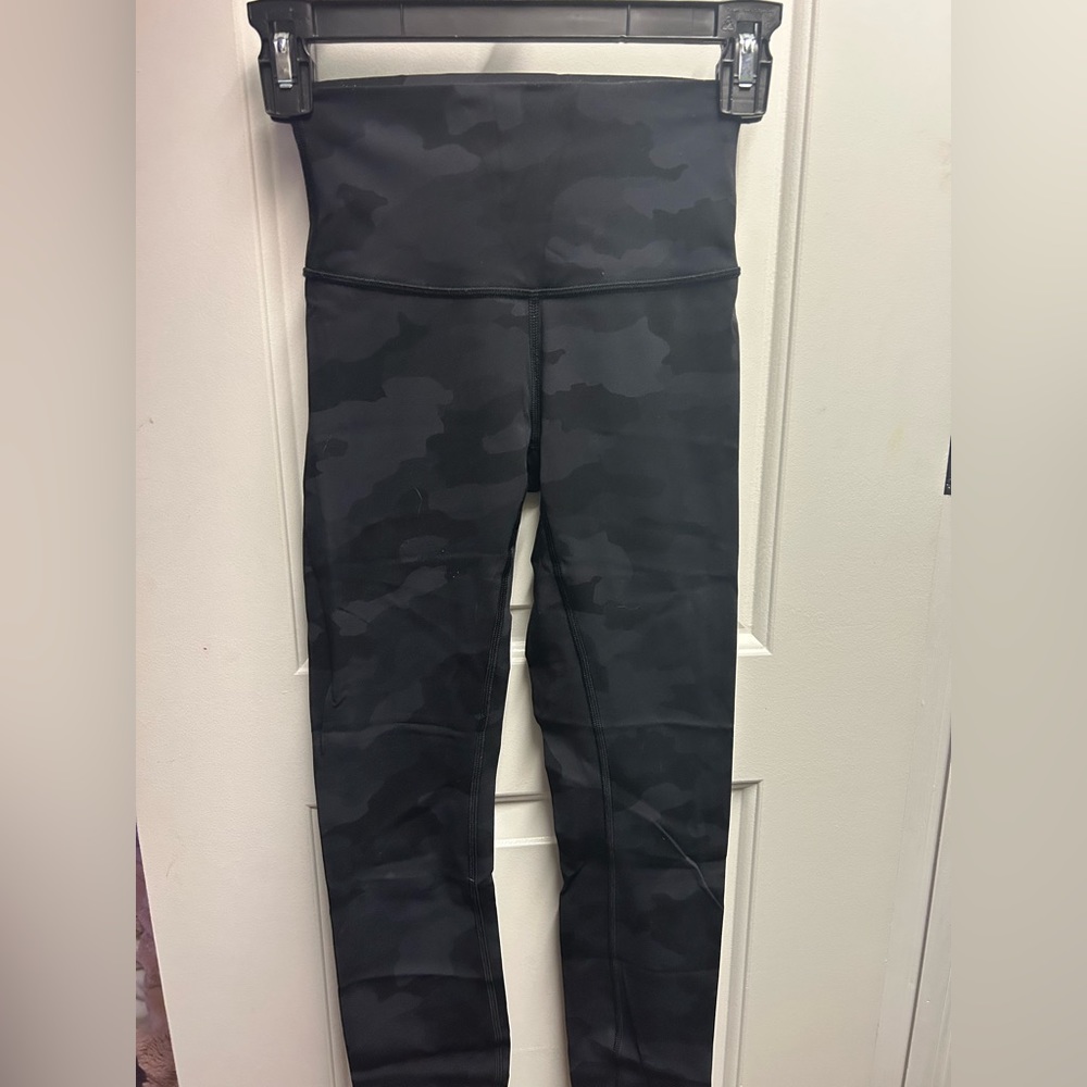 Camo Lululemon leggings size 0